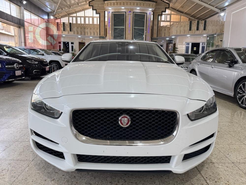 Jaguar XE